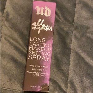 Urban Decay “New” setting spray set